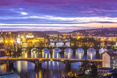 köprüler Prag