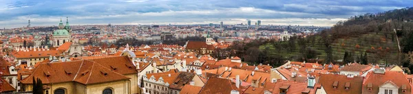 Stadsbilden i Prag — Stockfoto