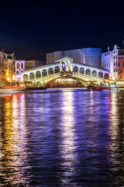 rialto Köprüsü