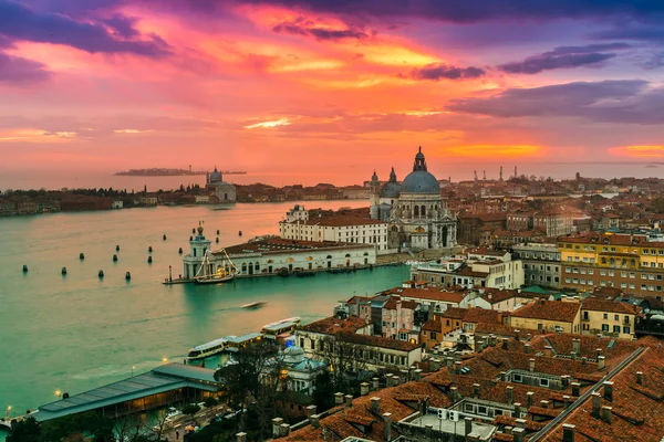 A Santa Maria della Salute bazilika — Stock Fotó