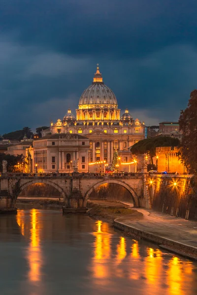 Vaticano e rio Tibre em Roma — Fotografia de Stock
