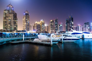 Dubai Yat Limanı cityscape