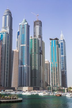Dubai Yat Limanı cityscape