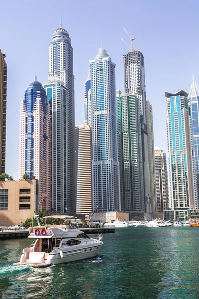 Dubai marina stadsbild — Stockfoto