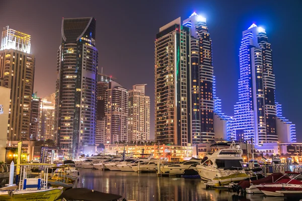 Dubai marina stadsbild — Stockfoto