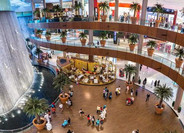 迪拜购物中心的瀑布 — 图库照片