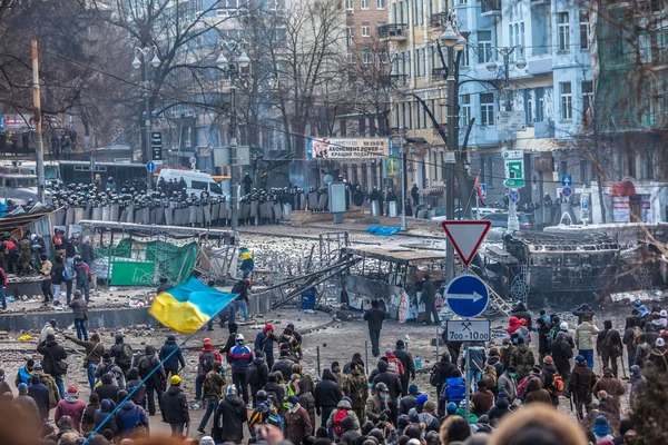 Protest mot "diktatur" i Ukraina blir våldsamma — Stockfoto