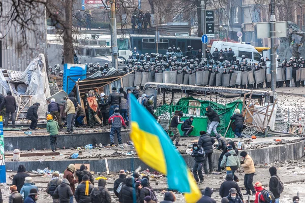 Protest gegen "Diktatur" in der Ukraine wird gewalttätig — Stockfoto