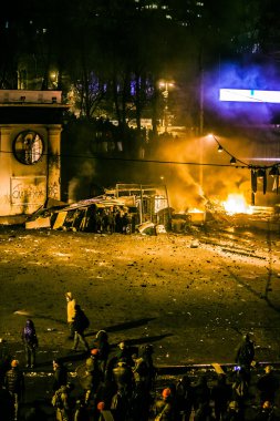 Ukrayna şiddet ortaya
