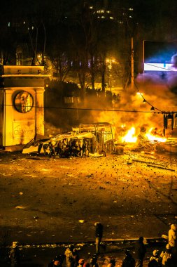Ukrayna şiddet ortaya