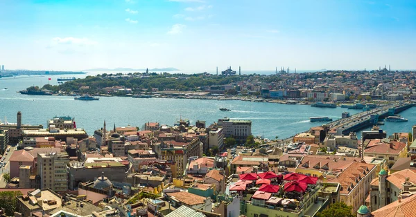 galata Kulesi İstanbul panoramik manzara. Türkiye
