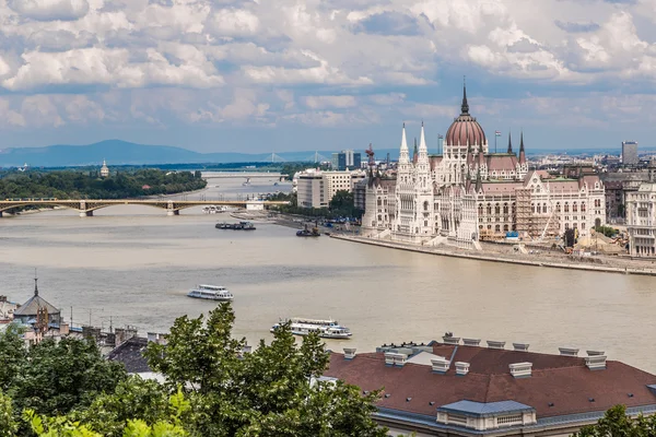 Opbygningen af parlamentet i Budapest, Ungarn - Stock-foto