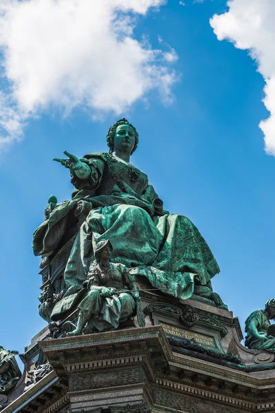 Denkmal der berühmten Monarchin Maria Theresien von Habsburg (Wien) — Stockfoto
