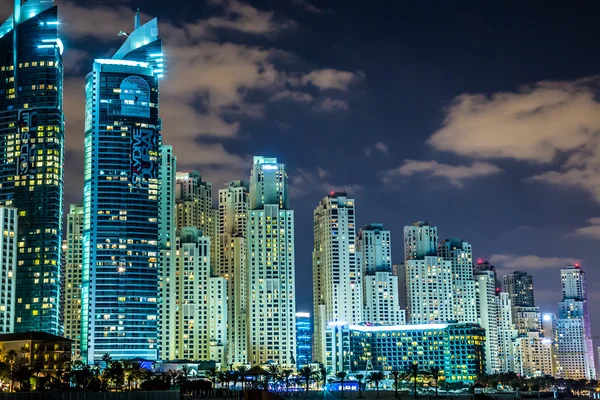 Moderní budovy v Dubaji — Stock fotografie
