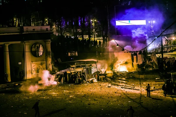 Protest Against "Dictatorship" In Ukraine Turns Violent — Stock Photo, Image