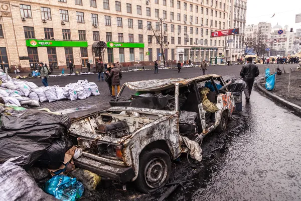 Protest mod "diktatur" I Ukraine bliver voldelig - Stock-foto