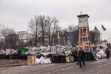 протест проти «диктатура» в Україні перетворює насильницькі