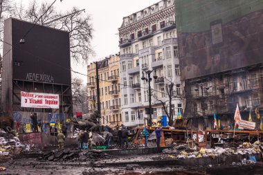 протест проти «диктатура» в Україні перетворює насильницькі