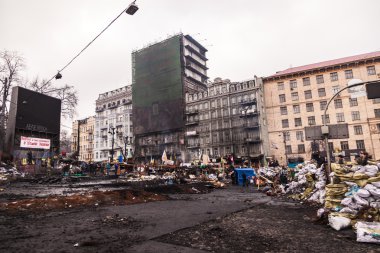 протест проти «диктатура» в Україні перетворює насильницькі