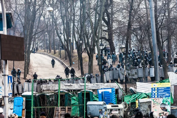 Protest Against "Dictatorship" In Ukraine Turns Violent — Stock Photo, Image