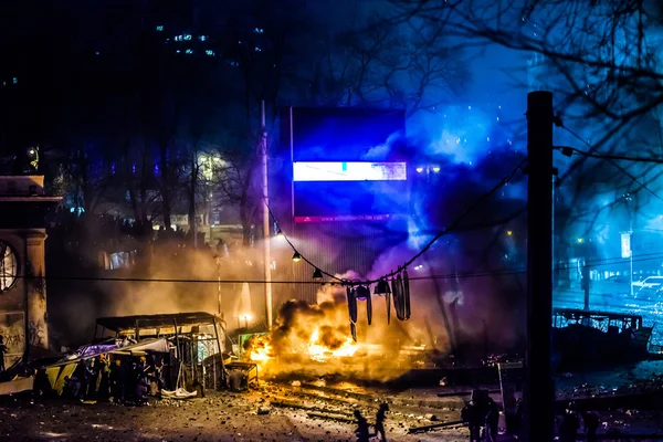 Protest Against "Dictatorship" In Ukraine Turns Violent — Stock Photo, Image