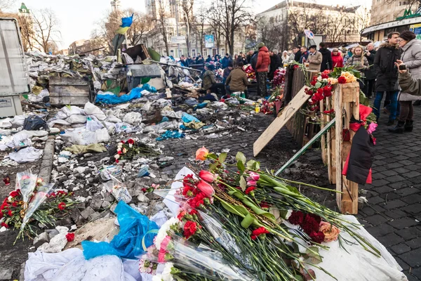 Ukrainische Revolution, Euromaidan nach einem Angriff der Regierung — Stockfoto