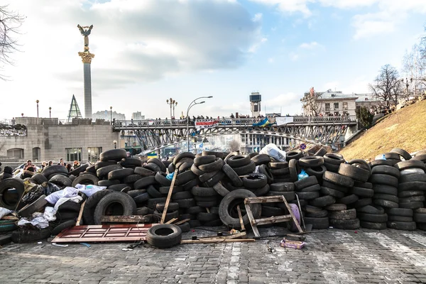 Ukrainian revolution, Euromaidan after an attack by government f — Stock Photo, Image