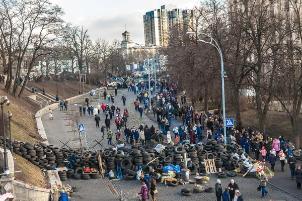 Ukrainian revolution, Euromaidan after an attack by government f — Stock Photo, Image