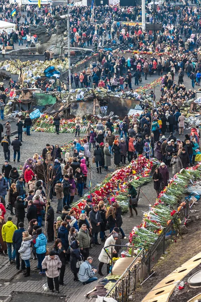 Ukrajinská revoluce, euromaidan po útoku vládní f — Stock fotografie