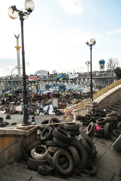 Ukrainian revolution, Euromaidan after an attack by government f — Stock Photo, Image