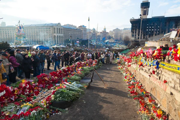 Revolución ucraniana, Euromaidán después de un ataque del gobierno f — Foto de Stock