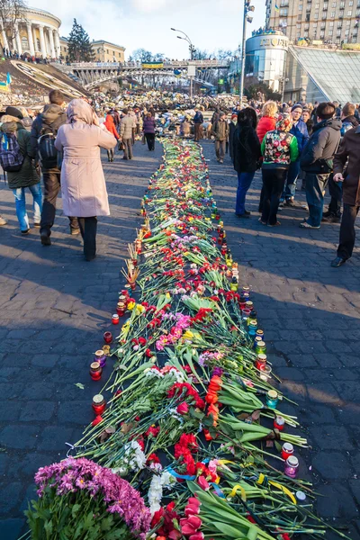 Ukrajinská revoluce, euromaidan po útoku vládní f — Stock fotografie