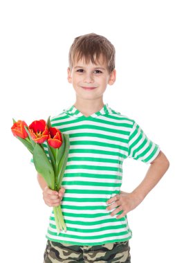 genç çocuk holding kırmızı lale
