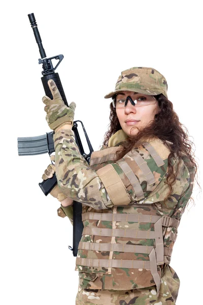 Tüfeği olan güzel ordu kız — Stok fotoğraf