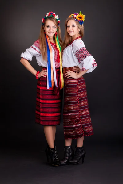 Young women in ukrainian clothes — Stock Photo, Image