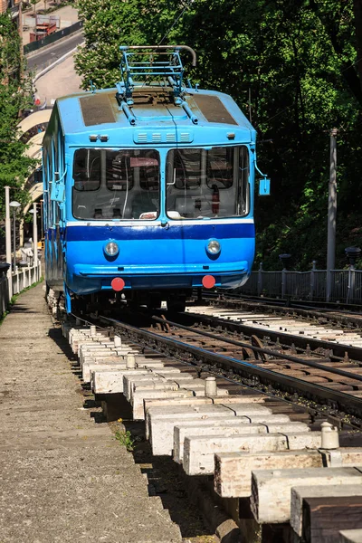 Koleją linową — Zdjęcie stockowe