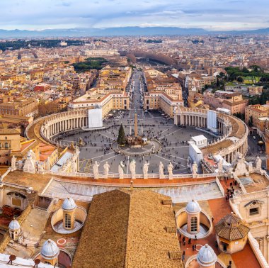Saint peter's square Roma Vatikan ve havadan görünümü