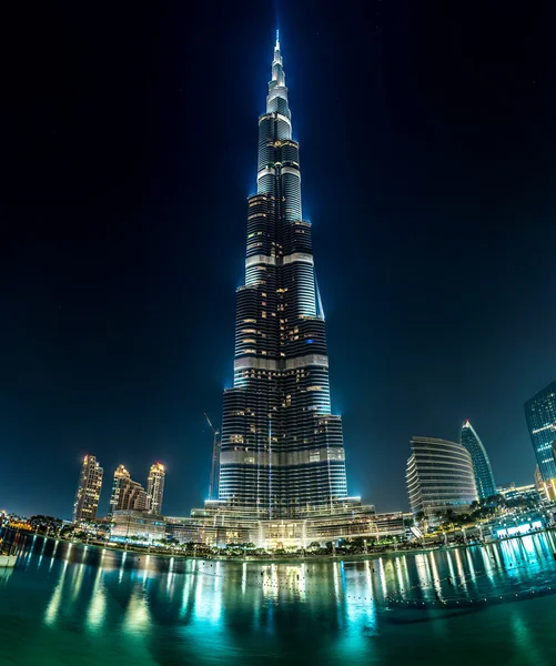 Vedere pe Burj Khalifa, Dubai, Emiratele Arabe Unite, noaptea — Fotografie, imagine de stoc