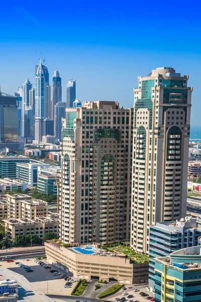 Dubai centro. East, Emiratos Árabes Unidos arquitectura — Foto de Stock