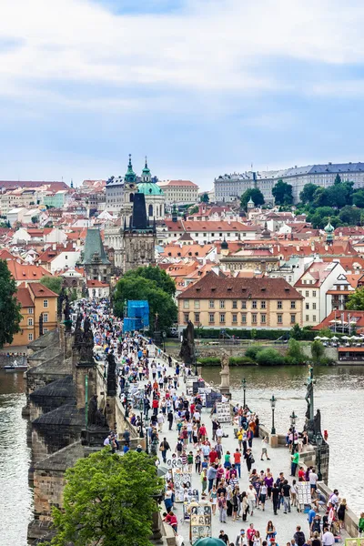 Puente de Karlov o Charles en Praga —  Fotos de Stock