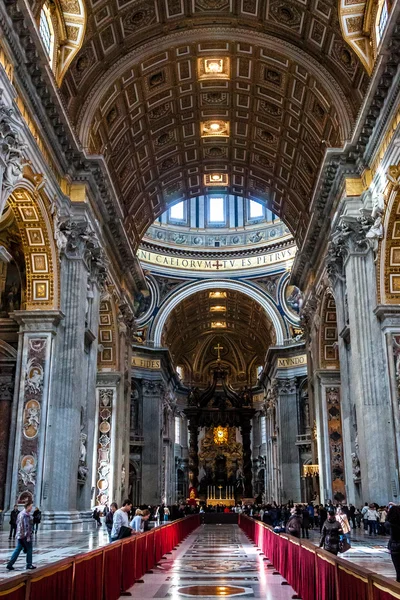 Szent Péter Bazilika, Szent Péter tér, Vatikánváros — Stock Fotó