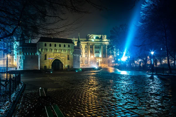 Cracovia ciudad vieja por la noche — Foto de Stock