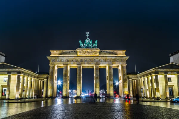 Brandenburgi kapu Berlinben - a Németország — Stock Fotó