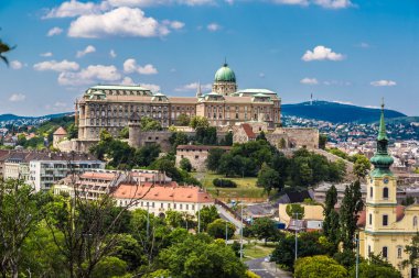 Budapeşte Kraliyet Sarayı sabah görünümü.