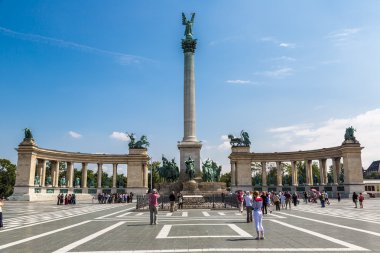 Budapeşte Kahramanlar Meydanı