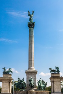 Budapeşte Kahramanlar Meydanı