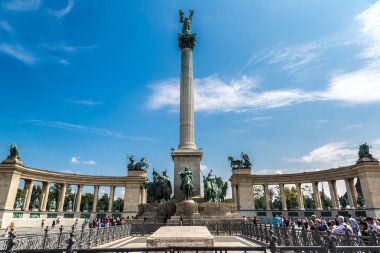 Budapeşte Kahramanlar Meydanı