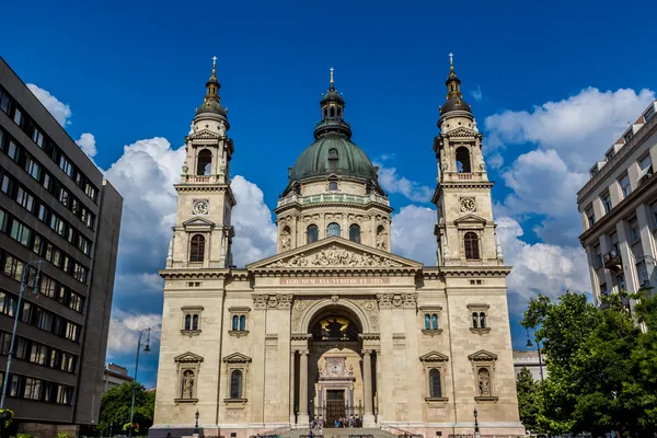 St. stephen의 대성당, 부다페스트, 헝가리에서에서 가장 큰 교회 — 스톡 사진
