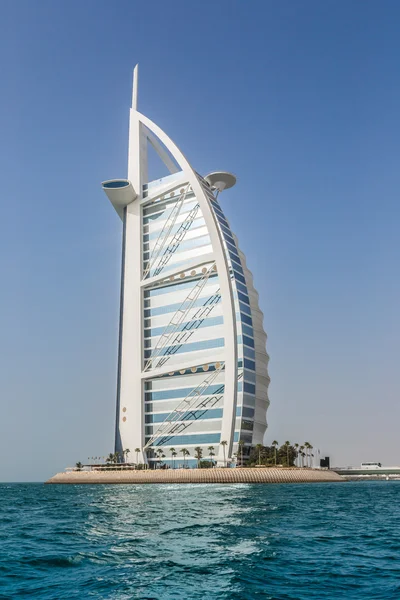 Burj Al Arab is a luxury 5 stars hotel — Stock Photo, Image