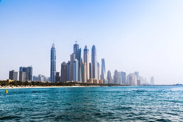 Dubai Marina paisagem urbana, Emirados Árabes Unidos — Fotografia de Stock